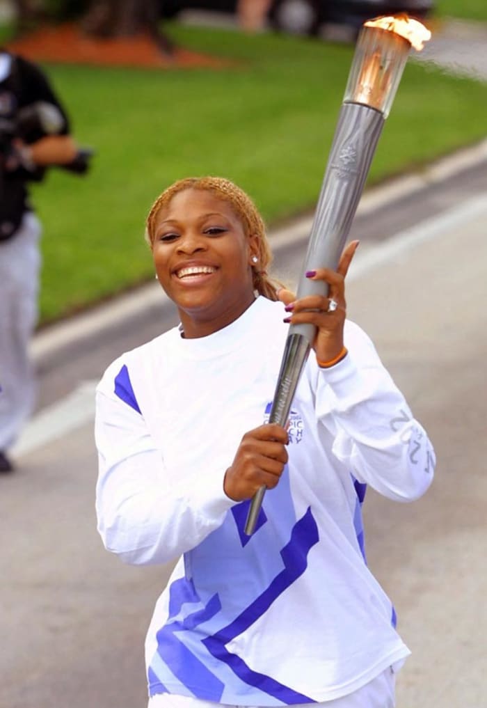 16-2001-serena-williams-OLYMPIC_.jpg
